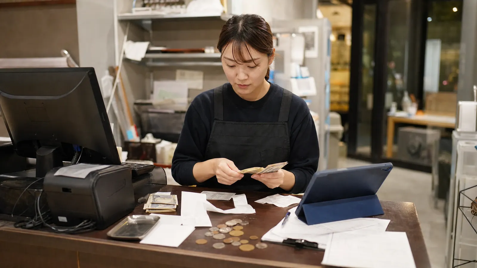 多店舗小売業の経理代行の実務管理表